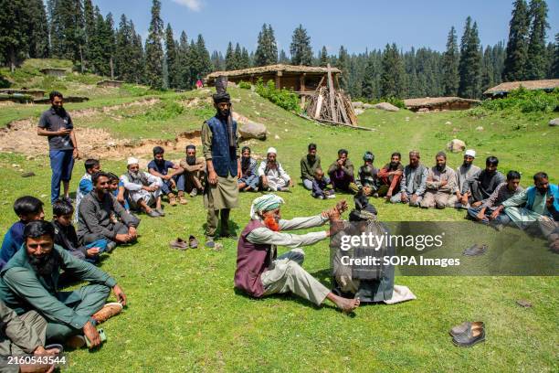 Gujar Multan 110 Gujjar Tribe Stock Photos, High-Res Pictures, and Images - Getty Images