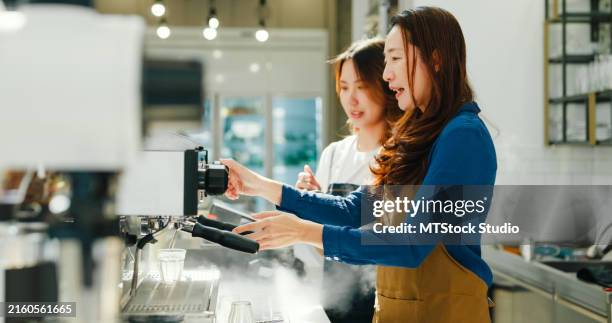 Intern Tea Making 288 Intern Making Drinks Stock Photos, High-Res Pictures, and Images ...
