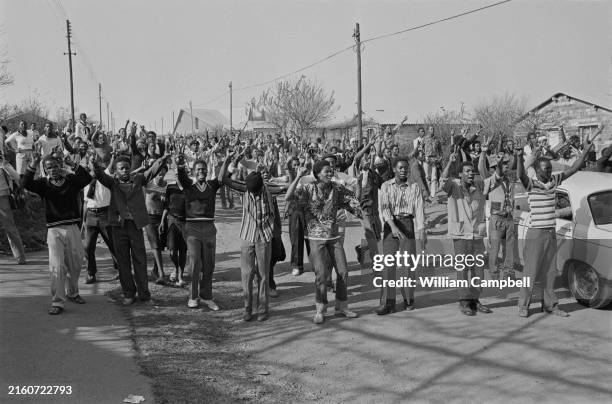Depuis la révolte de 1976, le nom de ce township noir symbolise la lutte de la population noire contre le système d'apartheid. Les habitants mènent...