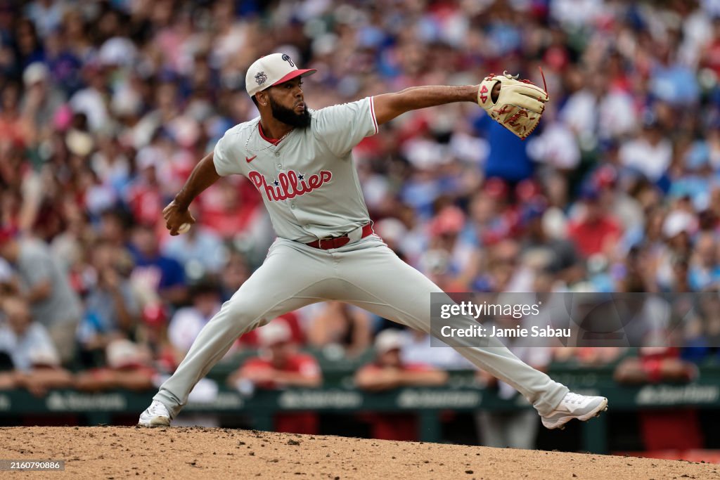 Philadelphia Phillies v Chicago Cubs