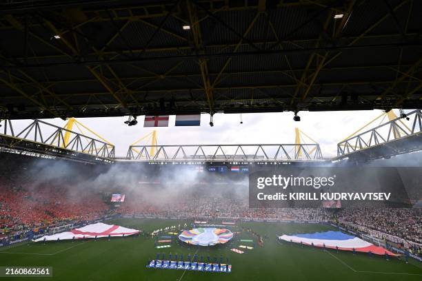 Exploding Flags Euros Football 3,876 Soccer Field Flags Stock Photos, High-Res Pictures, and Images ...