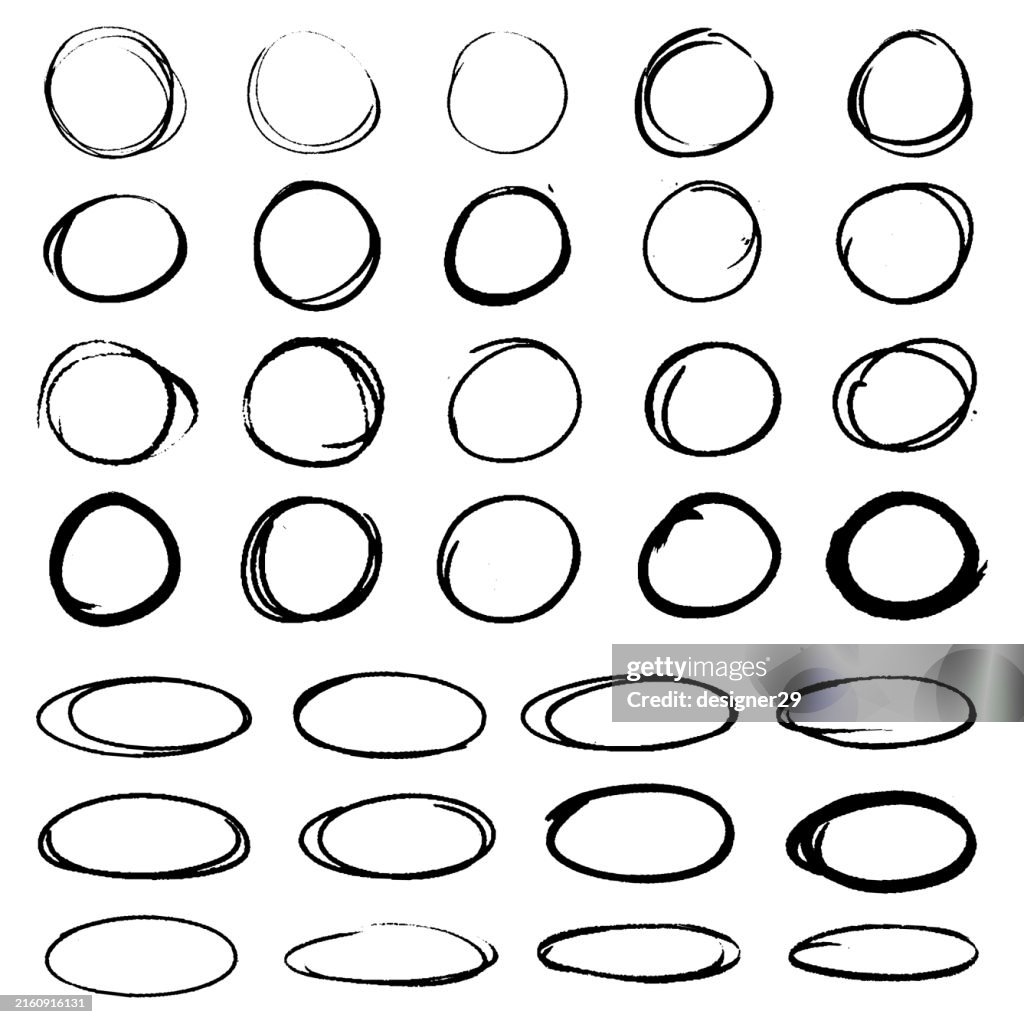 Conjunto de vetores de círculos desenhados à mão.