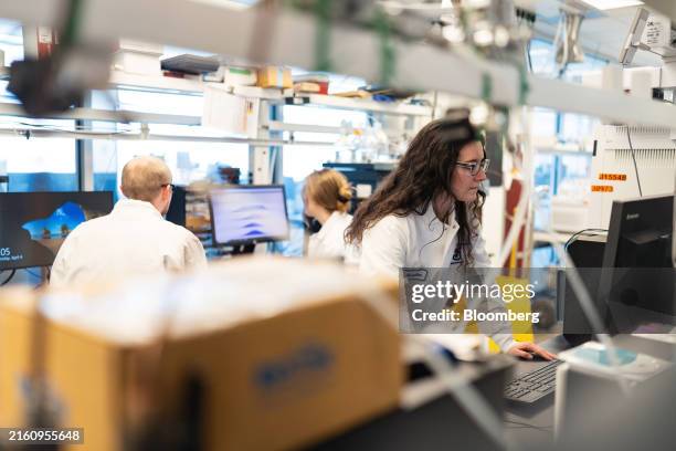 Assay Lab Building 326 Laboratory Assay Stock Photos, High-Res Pictures, and Images ...