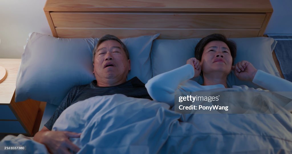 Husband snore wife cannot sleep