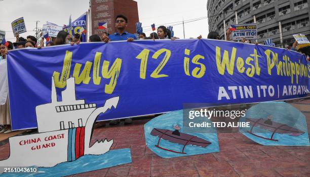 Arbitral Ruling 12,626 Luzon Sea Stock Photos, High-Res Pictures, and Images - Getty Images