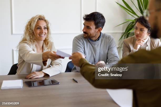 Interviewing Rapport Images 8,627 Interview Shot Stock Photos, High-Res Pictures, and Images ...