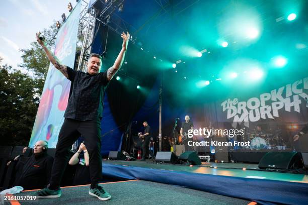 Kelly Rheault Ken Casey, Tim Brennan, Kevin Rheault and Matt Kelly of Dropkick ...