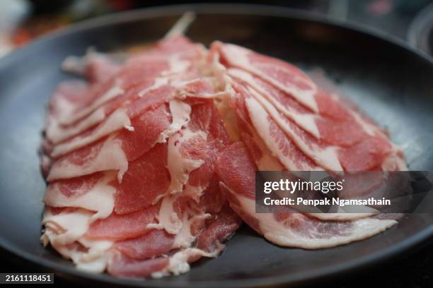 sliced pork - schweinebauch stock-fotos und bilder