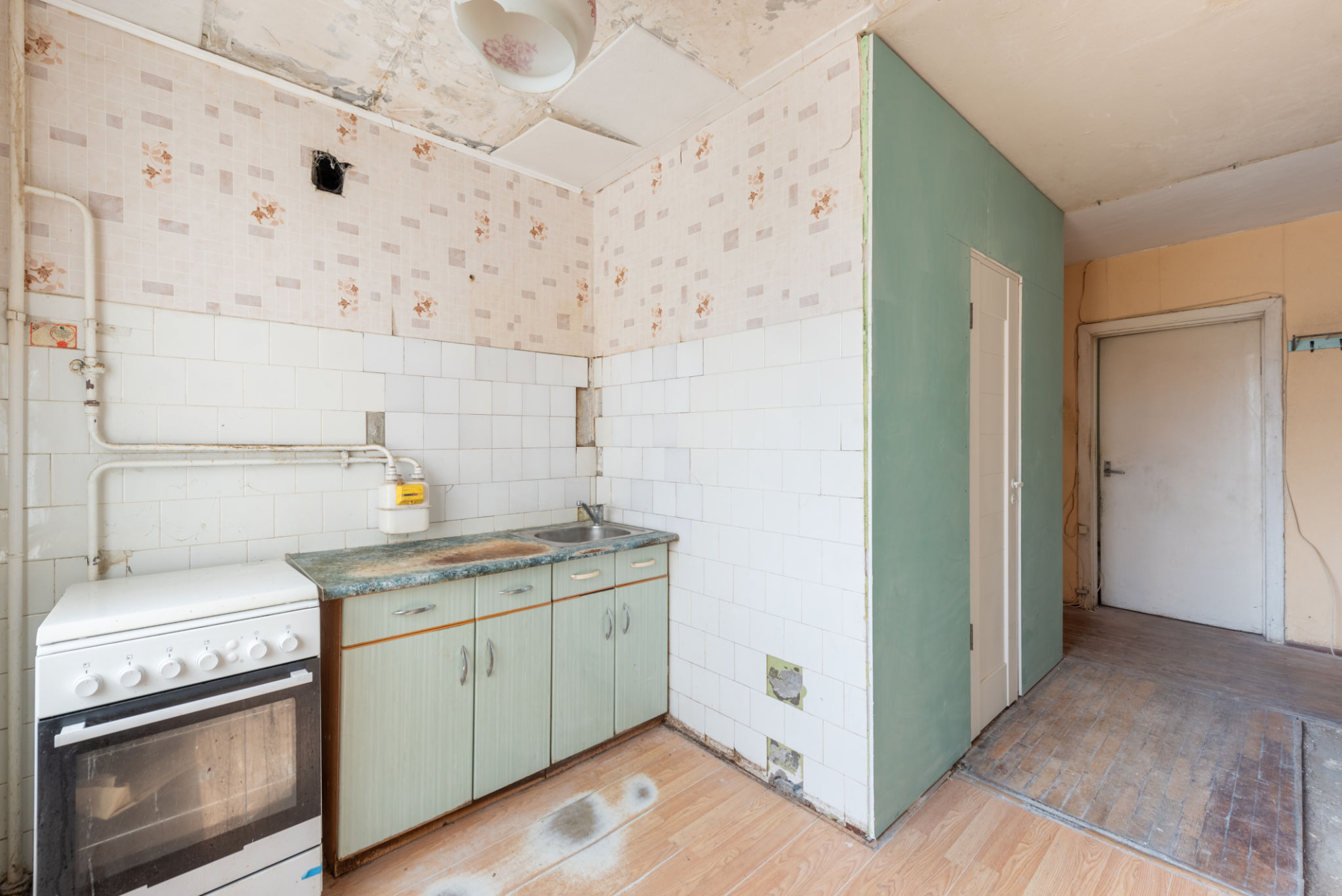finished kitchen