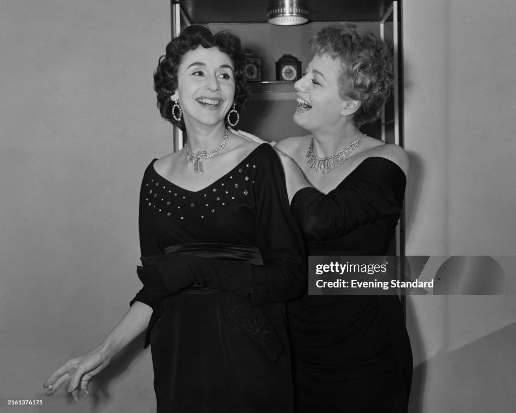 Marianne Stone And Shelly Winters, 1954