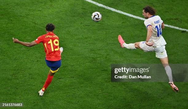 25,315 Lamine Yamal Photos & High Res Pictures - Getty Images
