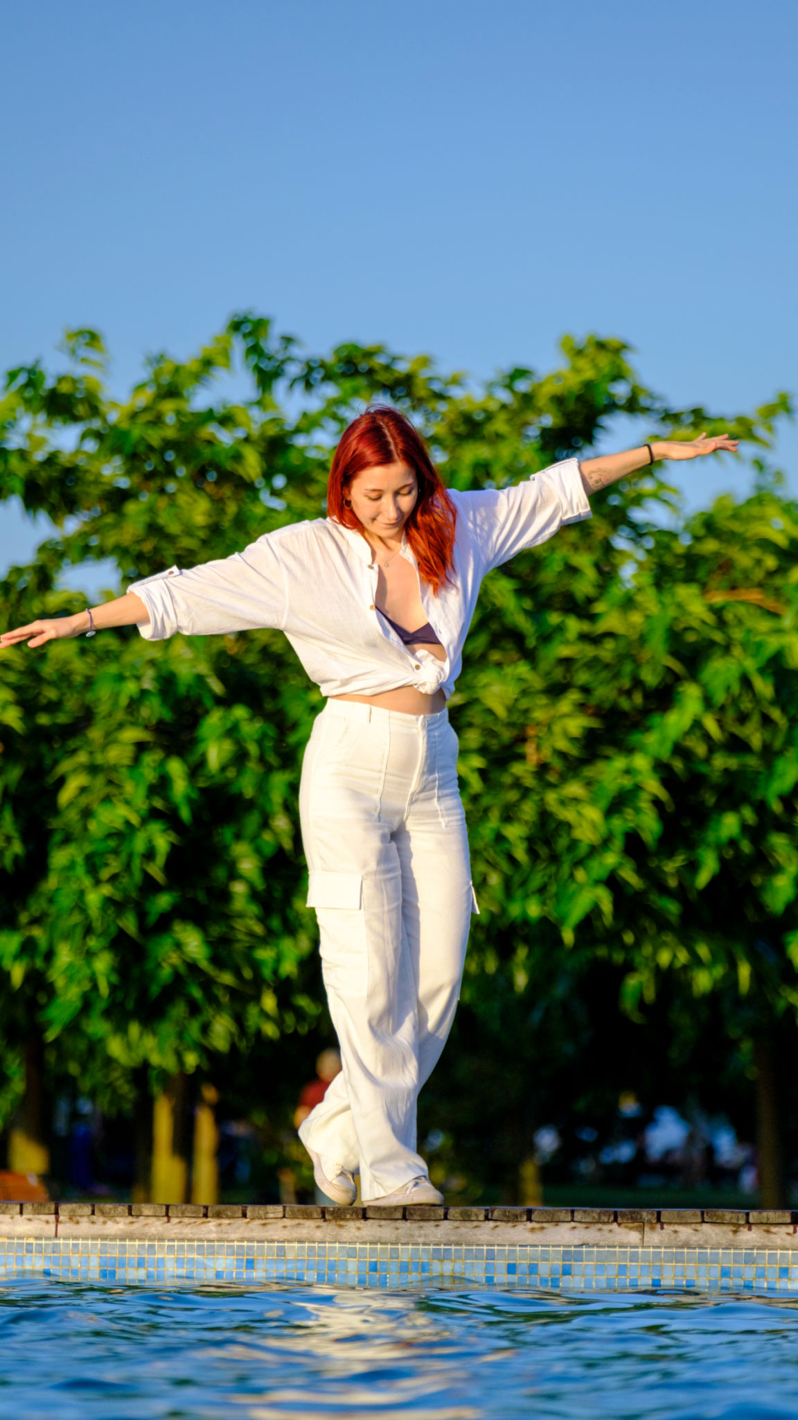 mulher equilibrada