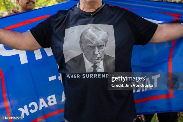 Trump For President T-Shirt Trump For President T-Shirt