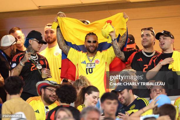 8,167 Maluma Photos Stock Photos, High-Res Pictures, and Images - Getty