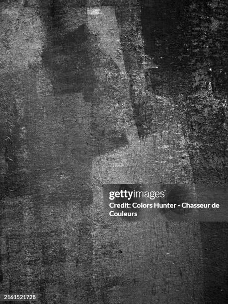 close-up of a grey and black wooden pannel with a rough texture. natural light. black and white. london, england, united kingdom. - black light texture stock pictures, royalty-free photos & images