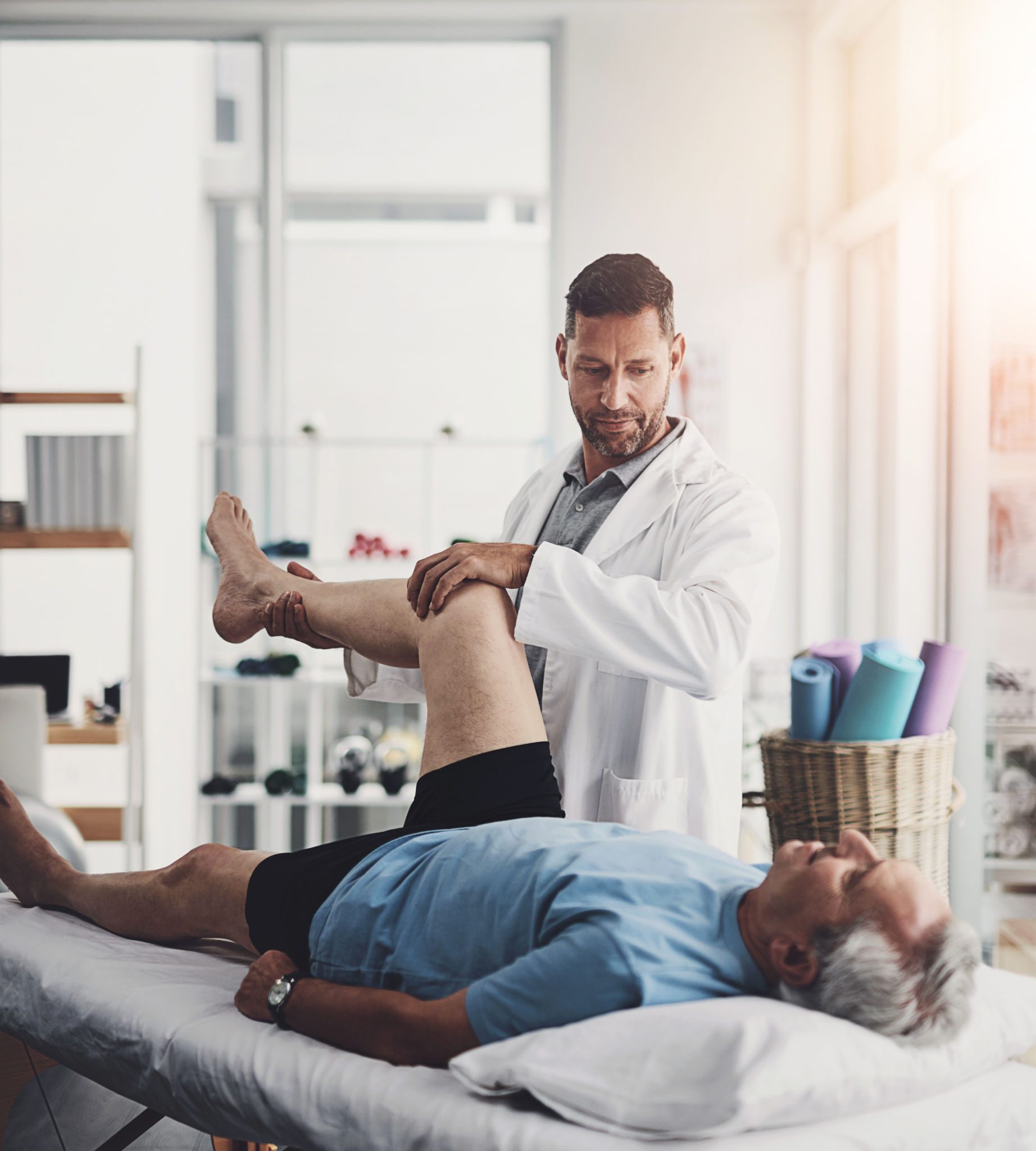 chiropractor patient