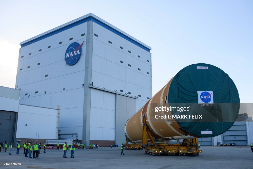 TOPSHOT-US-SPACE-ARTEMIS-NASA