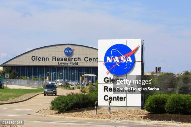 Nasa Reseearch 618 Nasa Research Centre Stock Photos, High-Res Pictures, and Images ...