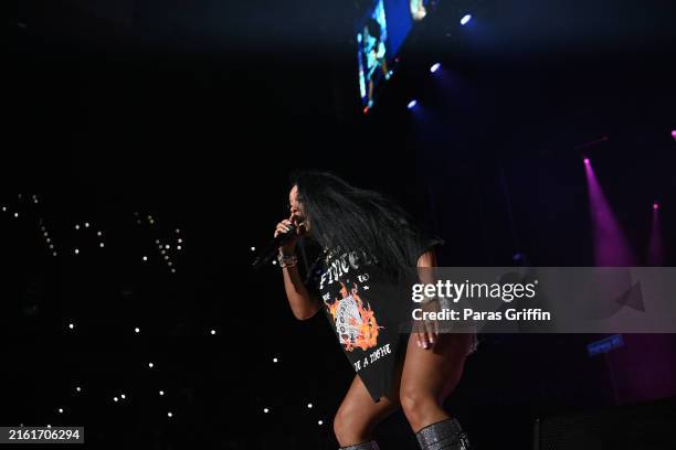 Rashida Rapper 57 Rapper Rasheeda Photos & High Res Pictures - Getty Images