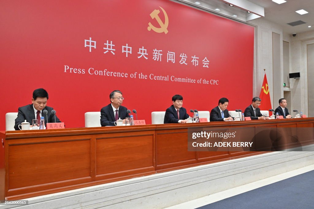 CHINA-POLITICS-ECONOMY