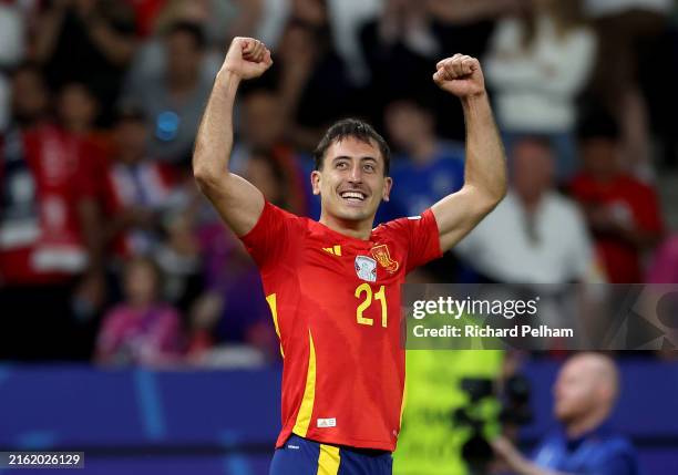 Mikel Oyarzabal of Spain celebrates scoring his team's second goal during the UEFA EURO 2024 final match between Spain and England at Olympiastadion...