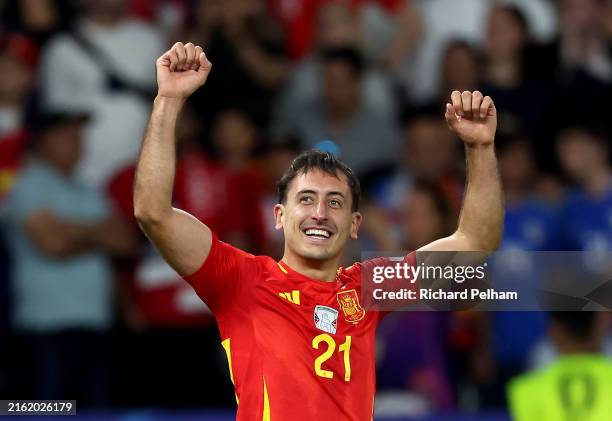 Mikel Oyarzabal of Spain celebrates scoring his team's second goal during the UEFA EURO 2024 final match between Spain and England at Olympiastadion...