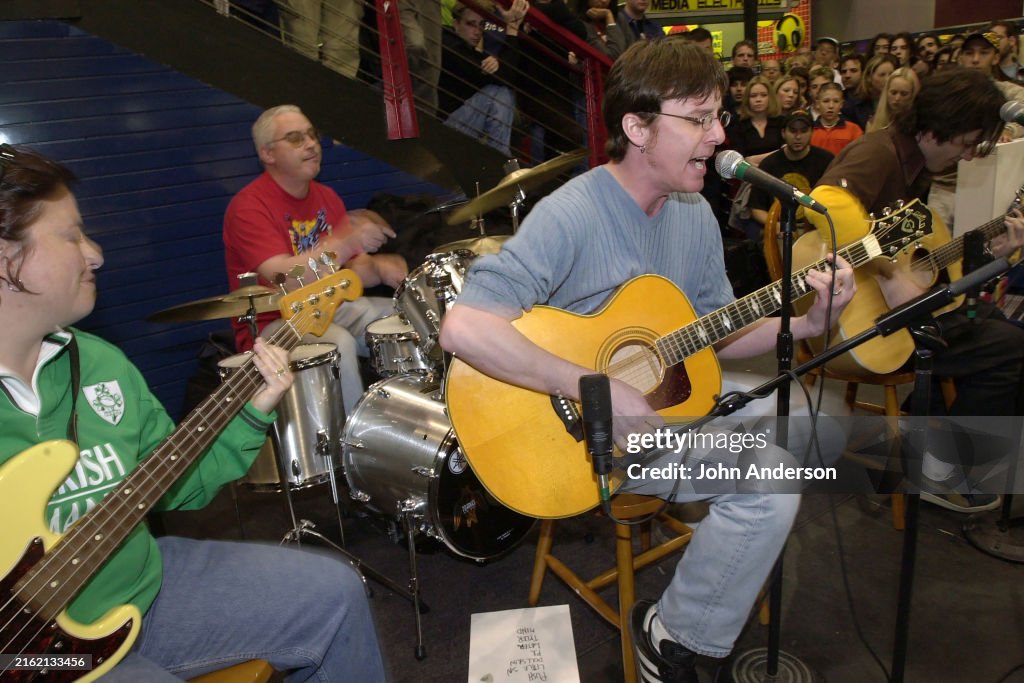 Toadsie Members of American Rock group Toadies perform during the South by ...