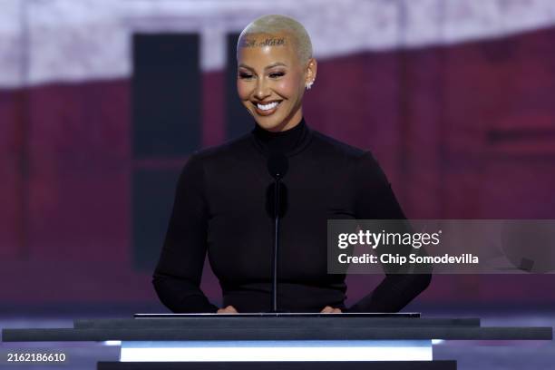 Amber Reed Rapper 8,666 Amber Rose Photos Stock Photos, High-Res Pictures, and Images ...