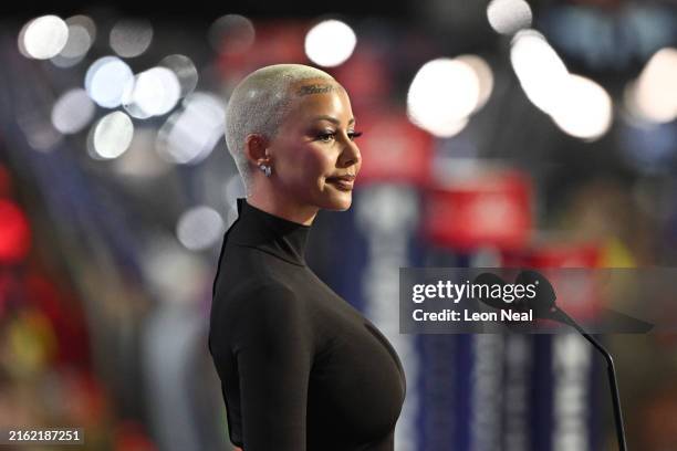 Rse Rapper 8,666 Amber Rose Photos Stock Photos, High-Res Pictures, and Images ...