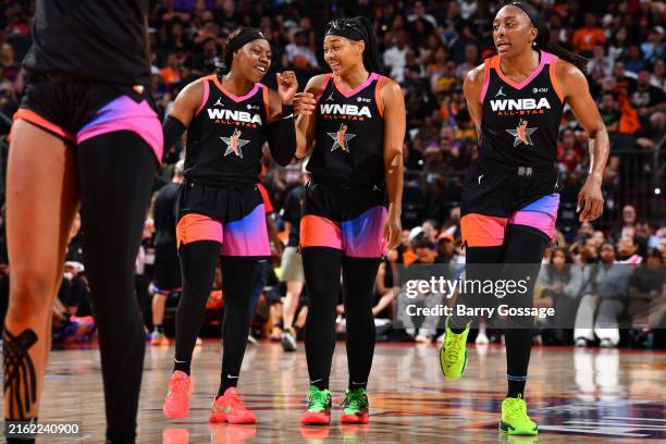 Wnba High Rims 649,664 All Wnba Team Stock Photos, High-Res Pictures, and Images ...
