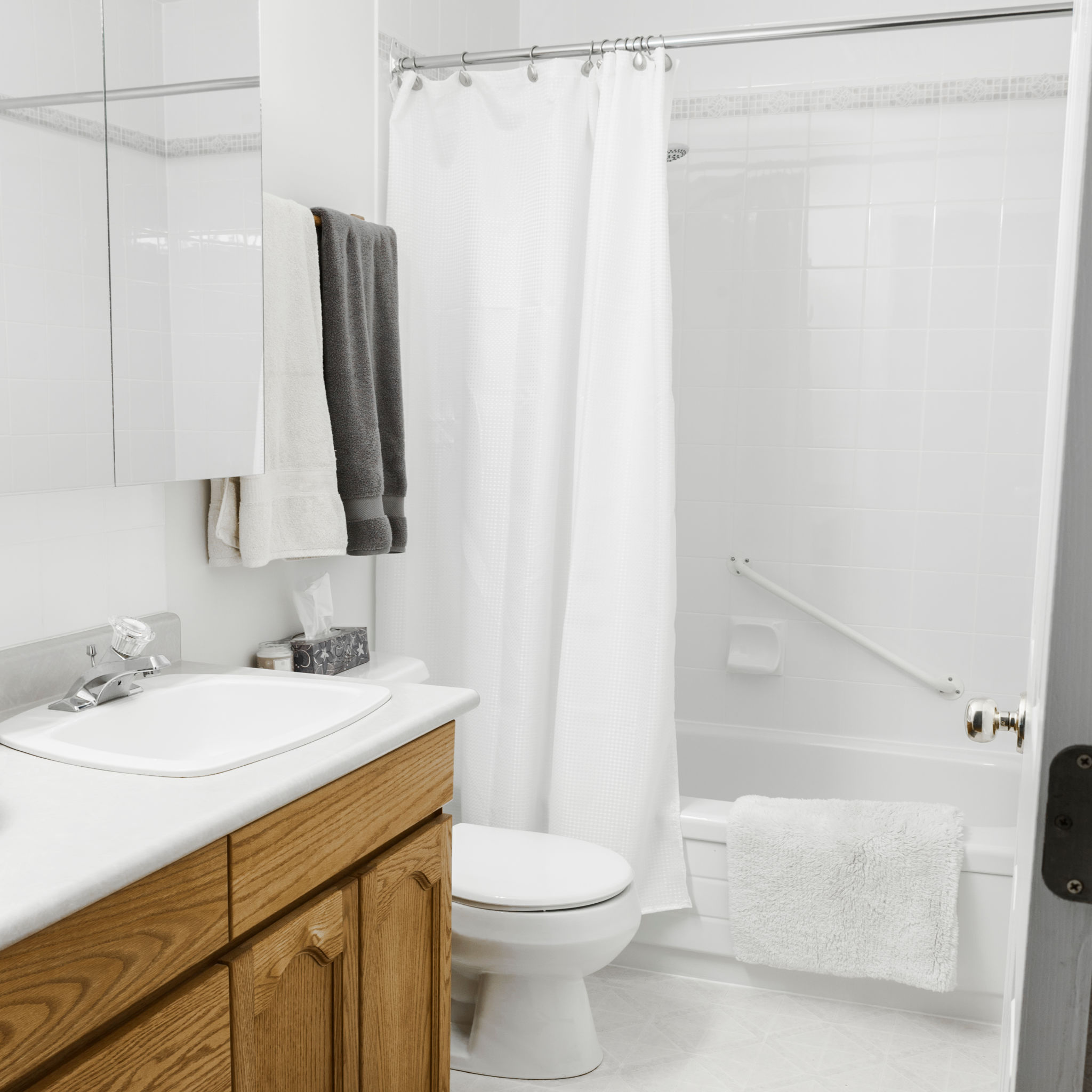 bathroom decor