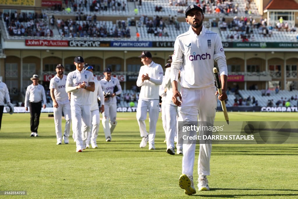 CRICKET-ENG-WIS