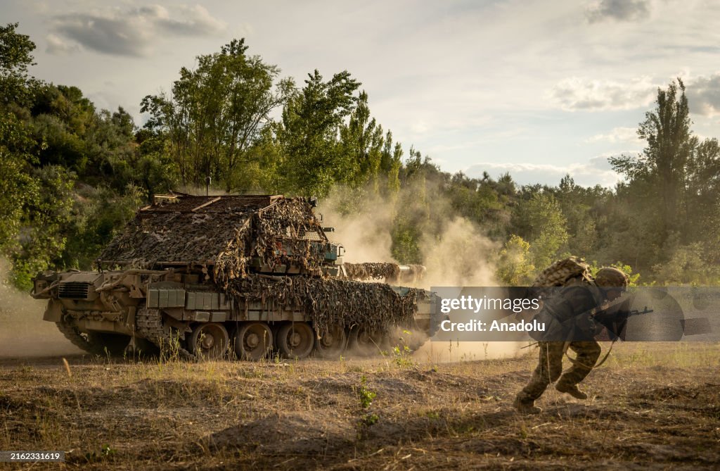 Ukrainian Army's 80th Air assault brigade train in Chasiv Yar