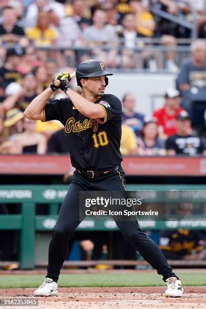 Pittsburgh Pirates outfielder Bryan Reynolds bats during an MLB game against the Philadelphia Phillies on July 20, 2024 at PNC Park in Pittsburgh,...