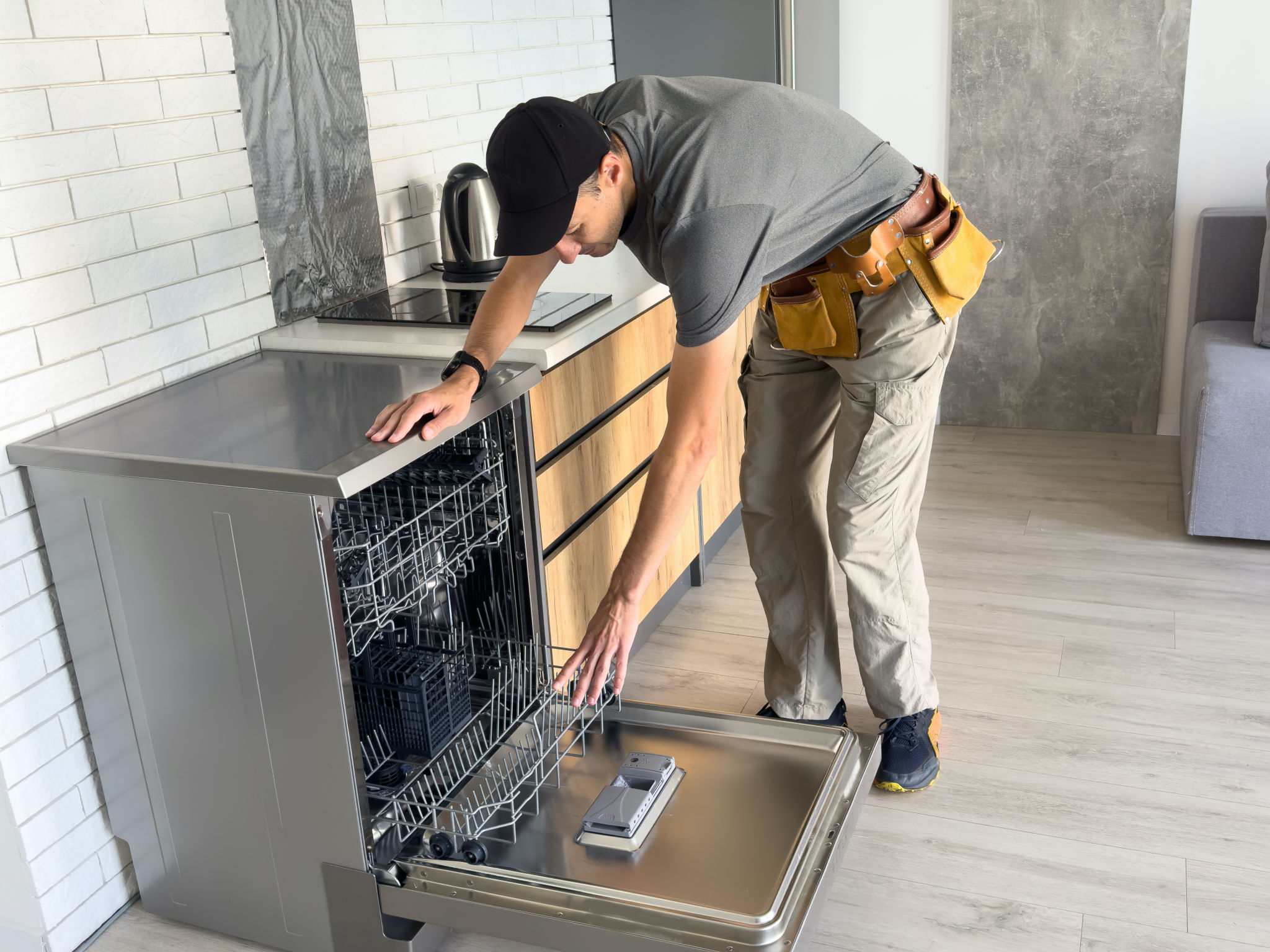 repair kitchen appliance
