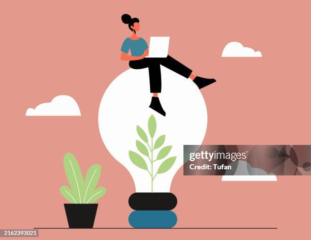 ilustraciones, imágenes clip art, dibujos animados e iconos de stock de negocios de sostenibilidad, prácticas comerciales ecológicas, innovación ambiental, soluciones comerciales verdes, mujer con computadora portátil, bombilla con planta - objetivos de desarrollo sostenible
