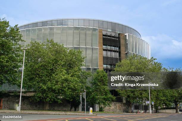 the criminal courts of justice dublin - court room stock pictures, royalty-free photos & images