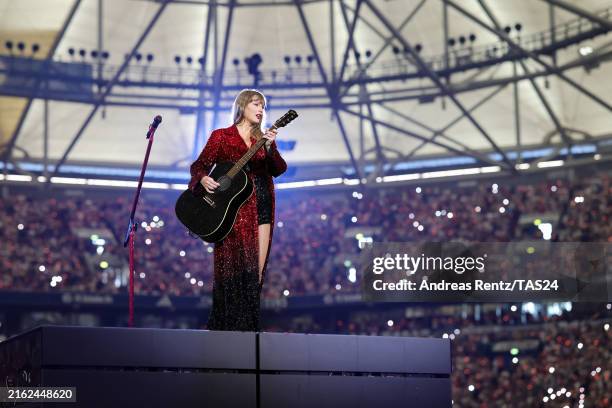 Taylor Swift performs onstage during "Taylor Swift | The Eras Tour" at Veltins Arena on July 17, 2024 in Gelsenkirchen, Germany.