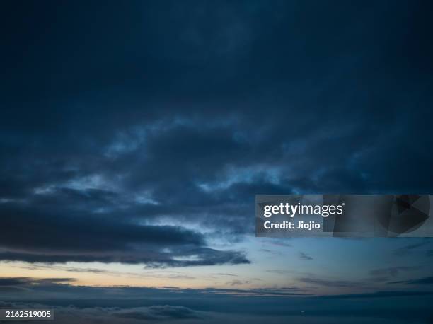black clouds at night - dramatic night sky stock pictures, royalty-free photos & images