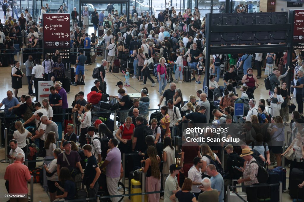 Mass IT Outage Affects Travel, Businesses And Individual Users Across The Globe