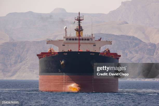 a large oil tanker at anchor in jordan, middle east - jordanie moyen orient photos et images de collection