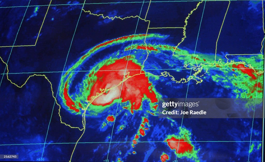 Hurricane Center Tracks Claudette As It nears Texas.