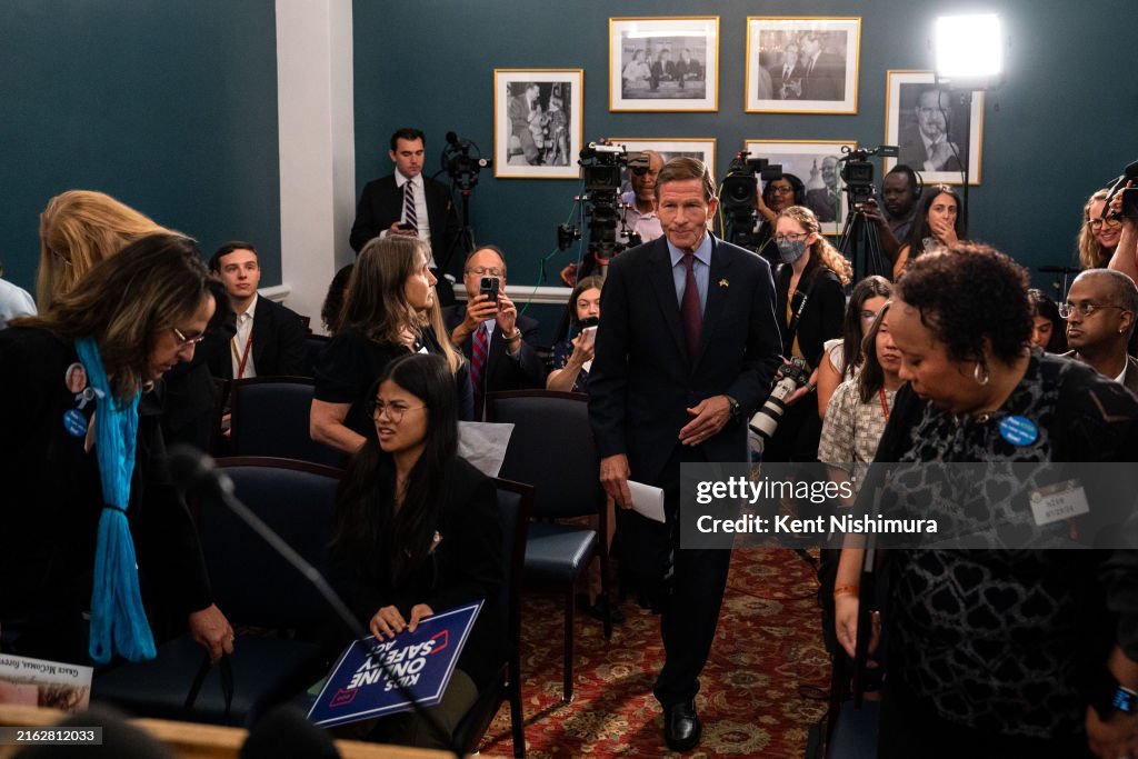 Sens. Blumenthal And Blackburn Discuss The Kids Online Safety Act