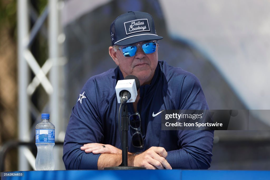 NFL: JUL 25 Cowboys Training Camp