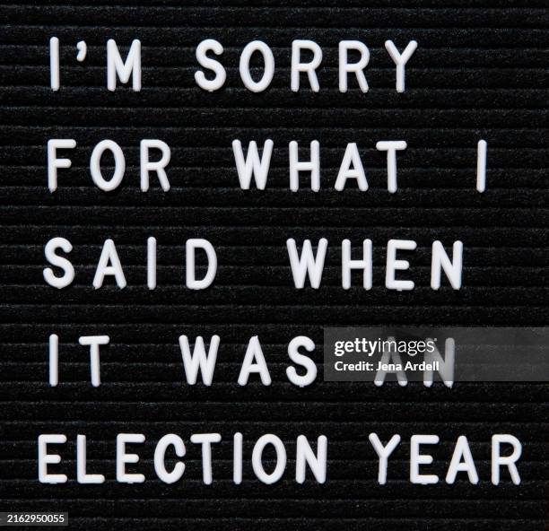 2024 election year apology, political frustration, politics - buchstabentafel stock-fotos und bilder