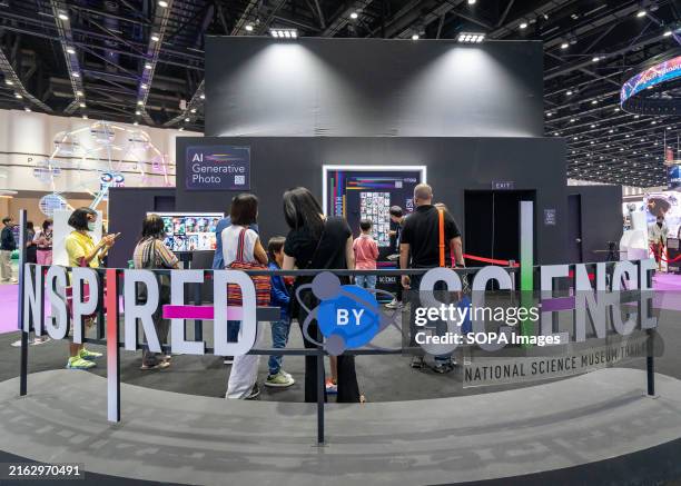 87 Science Fair Booth Stock Photos, High-Res Pictures, and Images ...