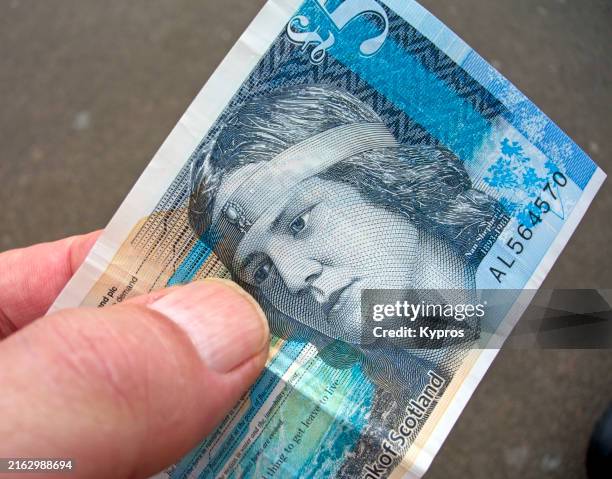 £5 pound banknote - scottish pound stock pictures, royalty-free photos & images