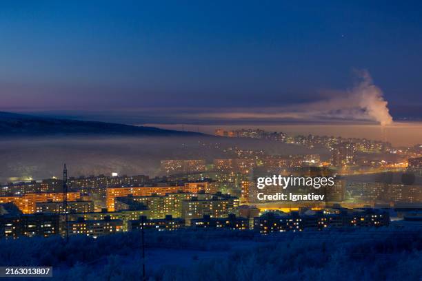 the urban setting at dusk - murmansk - murmansk stock pictures, royalty-free photos & images