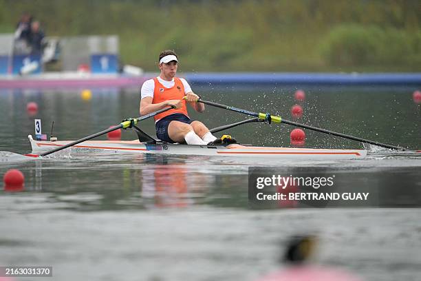 Simon Rey Rowing 77 Simon Van Dorp Stock Photos, High-Res Pictures, and Images - Getty ...