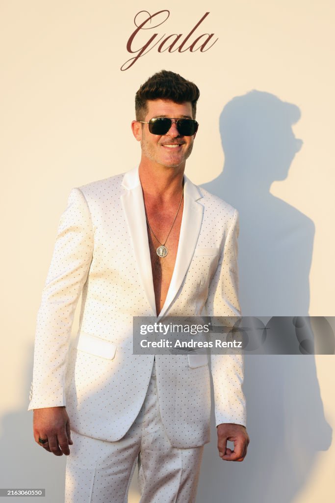 Robin Thicke attends the
